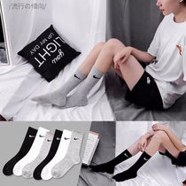 Hook socks men and women cotton black and white middle tube ins Tide products Korean autumn and winter aj sports students Joker stockings