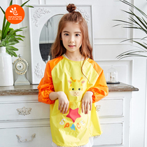 Water-resistant small apron for childrens painting (clothes are not easily stained with paint after wearing)