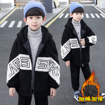 Childrens clothing boys coat autumn winter clothing 2021 new childrens middle children Winter lamb velvet cotton padded wool sweater