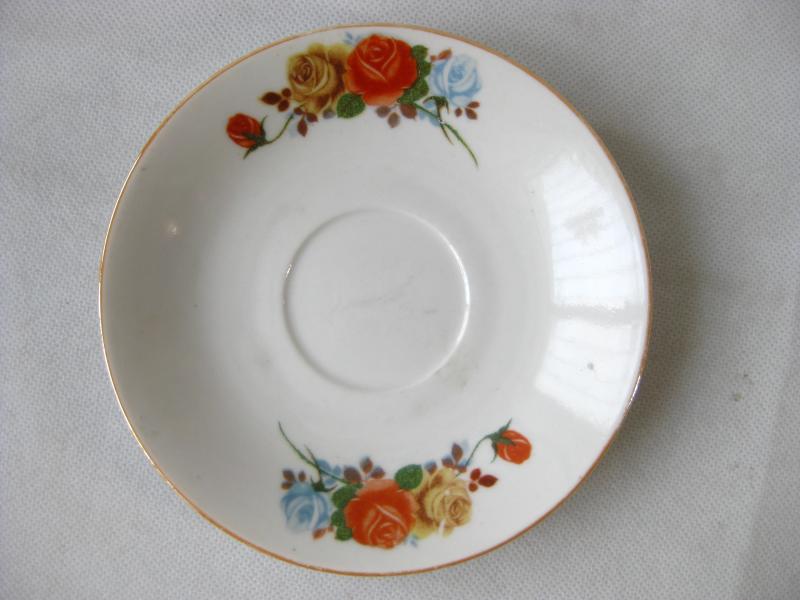 80s old state-owned Jingdezhen kiln factory coal-fired porcelain tangled flowers tracing gold disc diameter 12.5cm pot