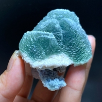 Natural green ladder fluorite mineral crystal specimen strange stone stone teaching collection 11750
