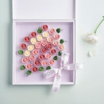 (现货轻奢)日本进口情人节结婚纪念日Messagede rose巧克力礼盒