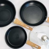 Defective wok non-stick pan bottom frying pan compound bottom induction cooker gas stove frying pan 2028cm pancake