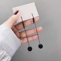 Black ball earline Girl 2021 New wave fit for round earrings South Korean temperament net red with slimmer earrings