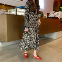 Pregnant women autumn 2021 New French retro large size loose dress spring and autumn winter polo spot bottom long skirt