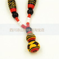 Sichuan Liangshan Xichang Yi characteristic painting crafts Yi people hand-painted lacquer gourd necklace