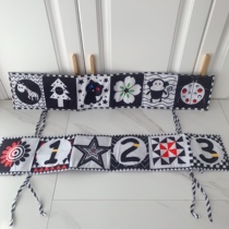 Newborn baby black and white bed Siegel book early to teach the baby to tear up and bite the washable baby chasing the toy