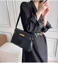 Hong Kong counter manhattan bag female 2021 new autumn and winter kelly bag tide texture leather shoulder messenger baguette bag