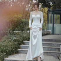 Satin light wedding dress 2021 New temperament simple bride White welcome yarn French long sleeve go out yarn female autumn