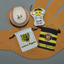 Hanshin Tigers baseball team small doll coin bag coin bag hanging puppet bag fan supplies mobile phone chain