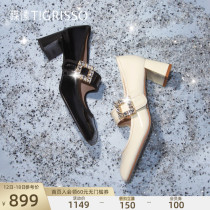 Zheng Zheng 2022 Spring and summer new female shoes French water diamond heels retro Mary shoes Snappers TA 3276-80