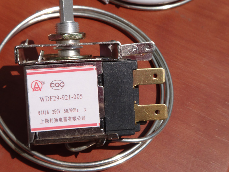 Refrigerator WDF29-921-005 Thermostat Install two-pin freezer temperature control 40cm-3m in the middle