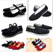 61 Childrens dance shoes Red Star sparkle Mens and womens childrens performance shoes Kindergarten primary school students black cloth shoes
