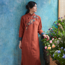 (Huaguo) Linglong Heavy Industry hand embroidered linen stand collar cheongsam cotton cotton robe improved Chinese retro art autumn and winter