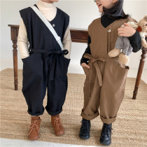 Childrens workwear jumpsuit Spring and Autumn Korean version of loose straps foreign-sex waist boys and girls baby jumpsuit girl