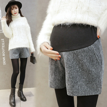 Pregnant Korean version of wearing underpants autumn and winter wear late three-point belly pants shorts loose boots straight pregnant women