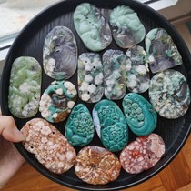 Hualing country cherry blossom agate live special shot old material Green Cow red blood popping Rice carving does not return