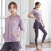 2021 new fitness clothes women early autumn outdoor morning running step training suit yoga top fashion temperament sports suit