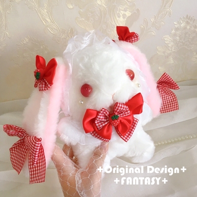taobao agent Japanese cute plush shoulder bag, strawberry, rabbit, doll, Lolita style