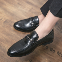 Spring small leather shoes men bean-bean shoes brown Inron casual shoes Trend hairstylist One foot pedal big code Lefu shoes