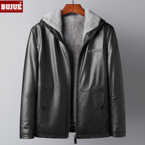 Chujue whole mink hooded mink inner liner overcome male leather jacket short locomotive cowhide leather jacket fur