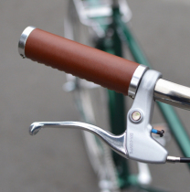 Bicycle handle set leather hand-stitched lockable first layer cowhide coffee brown black retro bicycle handle set