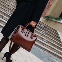 Bag Pack 2022 new stylish large capacity Boston womens handbag Carry-on Bag Single Shoulder Lady Big Bag Woman Spring Summer