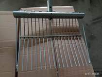 Horse dung fork horse grass fork metal fork head stable cleaning tool supplies horse grass feed fork equestrian supplies factory direct sales