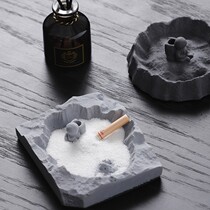 Nordic creative astronaut ashtray ins Wind personality trend home living room decoration decoration office ashtray
