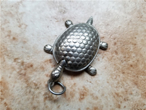 80 s turtle key Metal 2 porcelain skating baby hanging