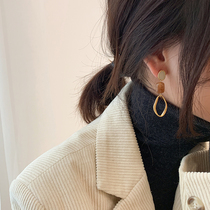 Retro Hong Kong Wind Autumn and Winter Earrings 2021 New Advanced Sense Earrings Design Sense Small Ear Clip Female Earring Earrings