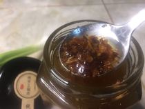 A fat hair flat food onion oil Black onion oil handmade fresh freshly fried 250g pure chives flavor-free guarantee