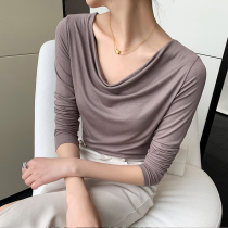 Design sense niche t-shirt womens autumn 2021 new inner fit slim bottoming shirt long-sleeved clavicle pleated top