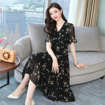 Tide brand dress 2021 summer new large size womens fat mm French Foreign style age reduction thin chiffon floral skirt
