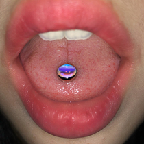 rockboil titanium steel flash gradient tongue nail girl niche hot girl Europe and America short rod tongue ring super cute puncture jewelry