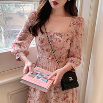 Flower skirt 2021 new spring and autumn French retro embroidery square collar mid-length waist chiffon floral dress(