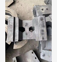 Alloy hammer crusher sand making machine wear-resistant parts cutter head throwing head high manganese steel high chromium alloy hammer head