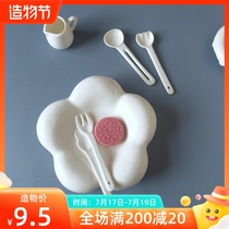 Creative irregular hand pinch chubby ceramic fresh coffee spoon Jam knife fork shooting props