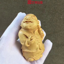 The landlord Ye lobular boxwood handlebars solid wood carving play small pieces crafts car hanging tea pet small ornaments