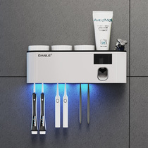 Intelligent toothbrush sterilizer ultraviolet germicidal Philips suction cup perforated wall-mounted toothbrush cup placement stand