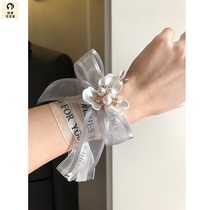 Bridesmaid wrist flower sister group hand Flower High sense Korean flower brooch corset wedding supplies bracelet beautiful