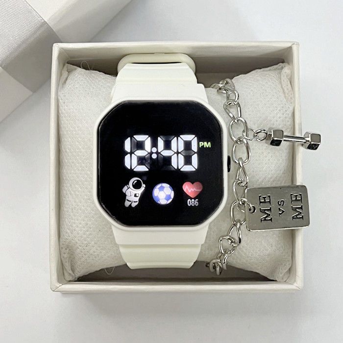 Watch Female Digital Display Harajuku Wind Astronaut LED Calendar High Beauty Primary and Secondary School Student Party Simple Fashion Electric watch