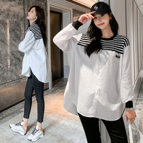 Pregnant women autumn 2021 net red Korean version of lazy wind temperament shirt long personality stitching stripes autumn top