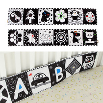 Black-and-white series of bunk beds book crib surrounding the baby to tear up and nibble the cloth book