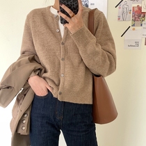 Lazy wind knitted cardigan female Korean new spring and autumn single-breasted short slim long sleeve loose sweater coat
