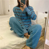 Dont lie lover Daily Gtra ~ winter striped thickened plush sweater suit home