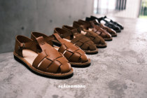 STEVE MONO Spanish plant tanned cow leather sandals (10 01)