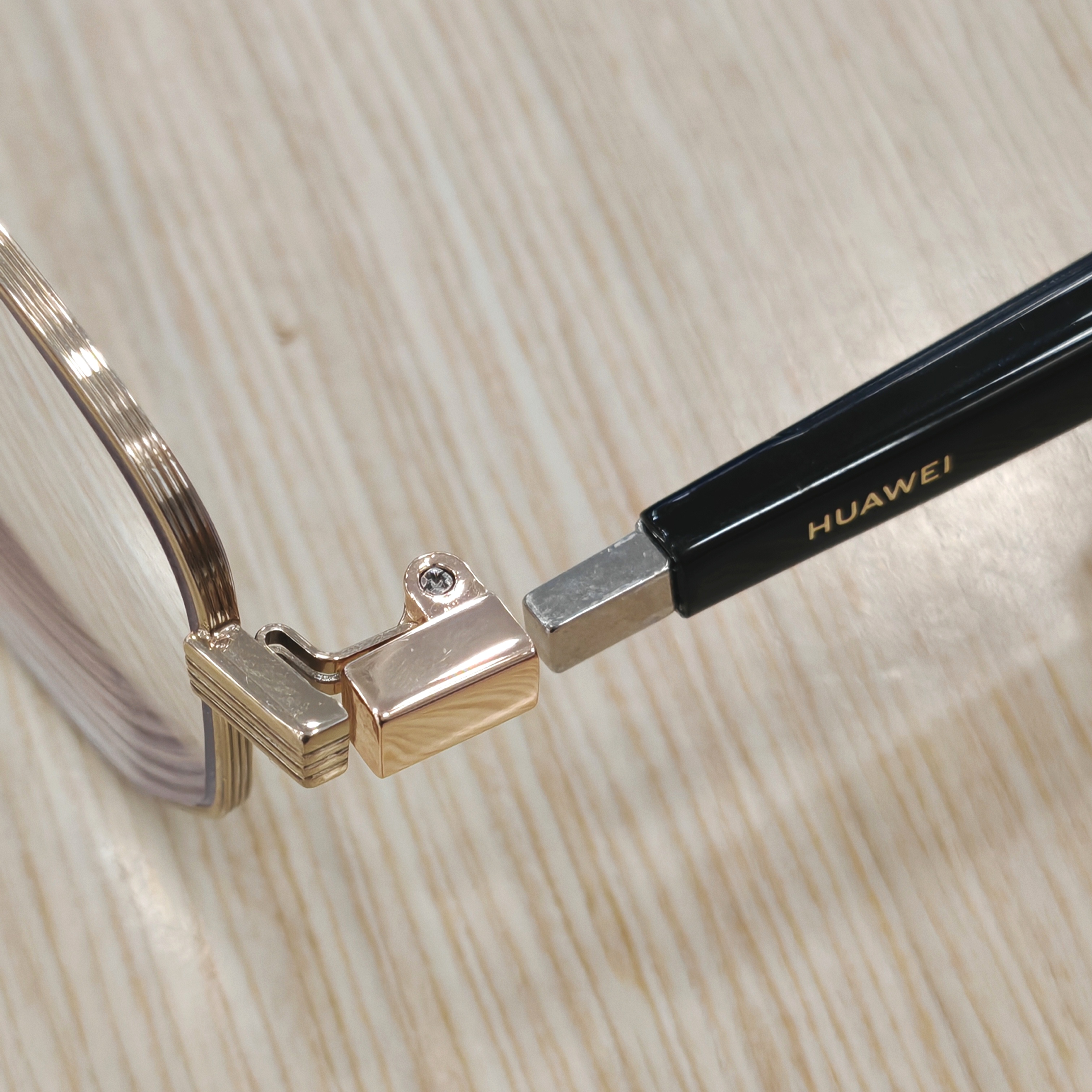 华为智可眼镜2镜框换季譬如换衣服。149块买一套“穿搭自由”我真服了！