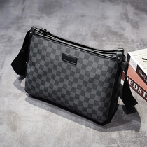  Hong Kongs new mens leather shoulder bag Korean fashion trend outdoor oblique cross bag plaid briefcase