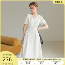 Van th Blue En 22FS2026 French style V neckline dress lady Xia 2022 new creaty sense first love little white dress